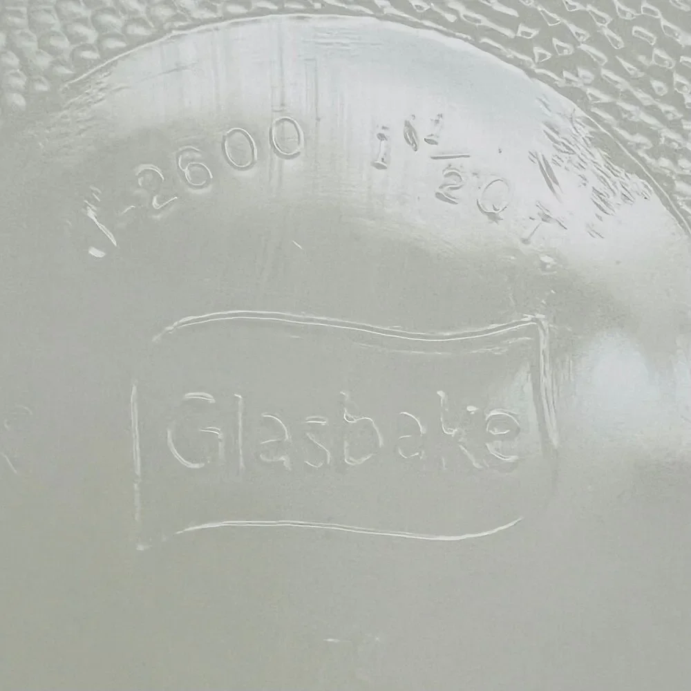 GLASBAKE White Milk Glass Green Daisy Floral Round Casserole Baking Dish 1.5 Qt